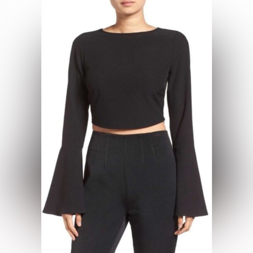 Kendall & Kylie Bell Sleeve Crop Top